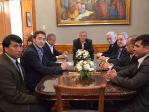 Funcionarios provinciales junto a los representantes de INAES