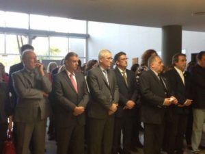 Autoridades presentes en el acto