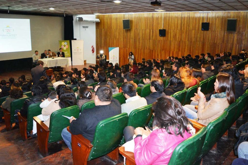 Más de 600 egresados en la Escuela de Formación para Emprendedores