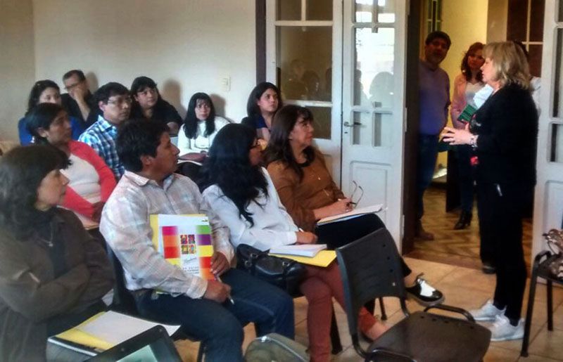 Fijan pautas para la organización de jornadas institucionales y capacitaciones en los IES
