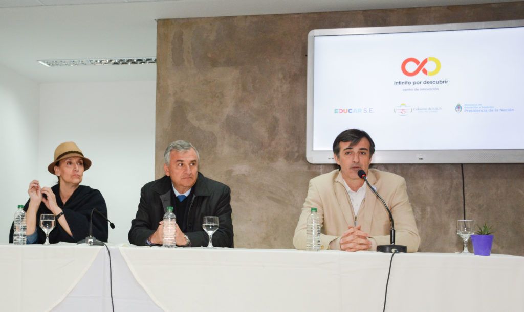 Esteban Bulrich en conferencia junto al gobernador Morales y la vicepresidente Gabriela Michetti