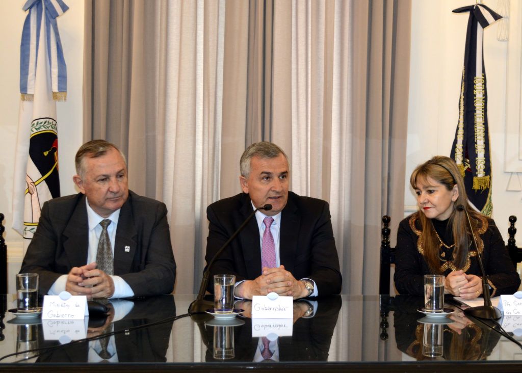 051016 Convenio Ministerio de Gobierno Consejo Ciencias Economicas 1