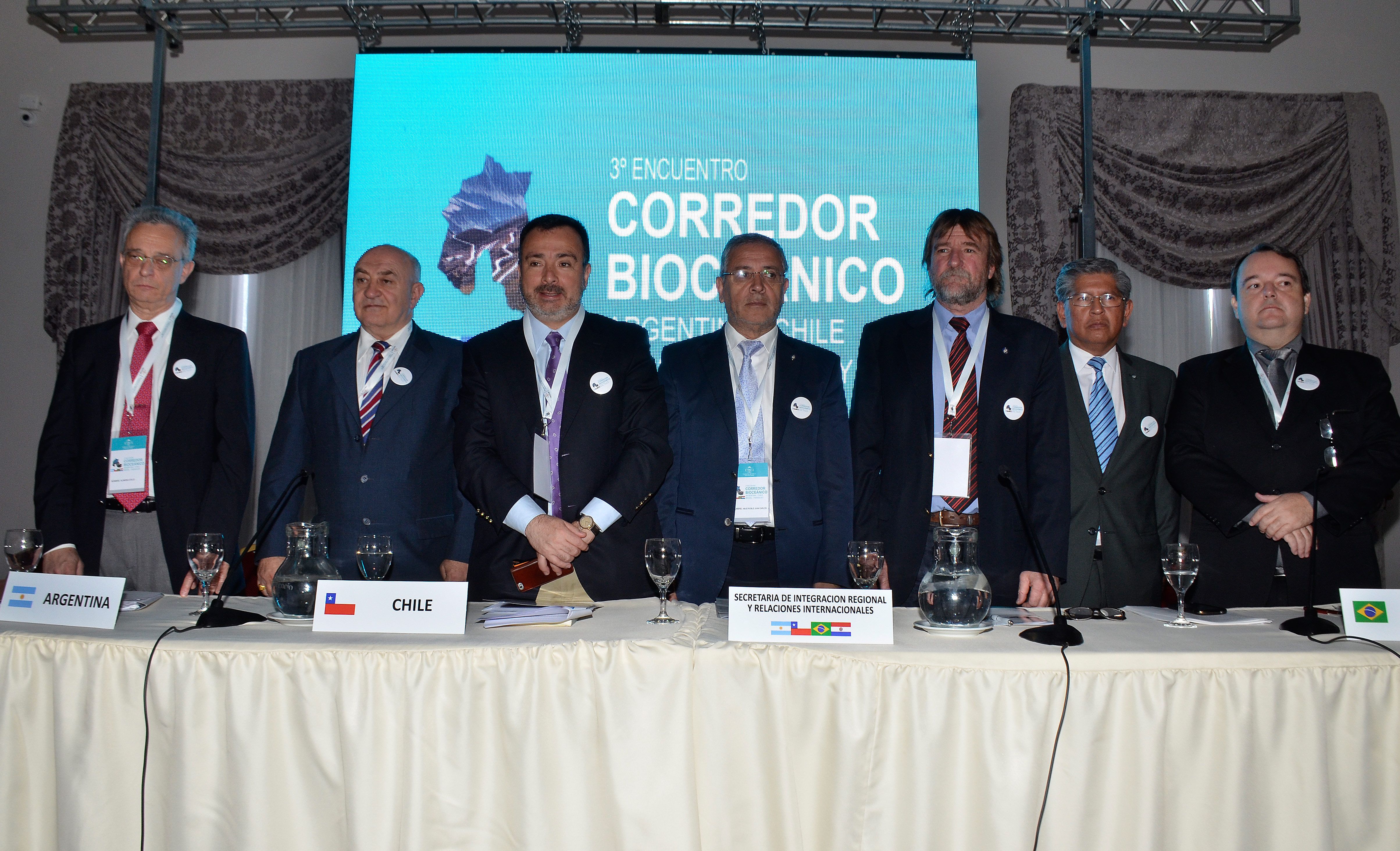 Mesa panel del 3er. Encuentro Corredor Bioceánico 