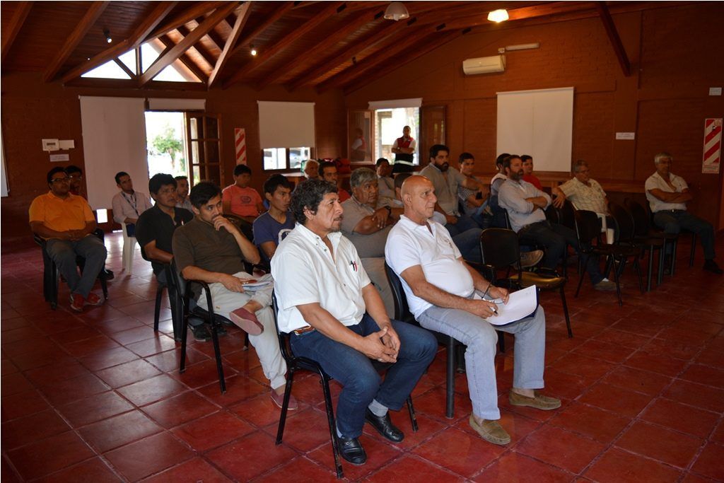 Fortalecen las capacidades de los miembros de la administración pública.