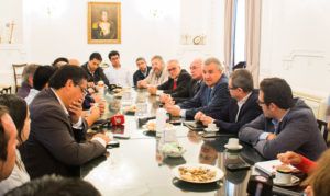 Gerardo Morales se reunió con periodistas para informar los logros obtenidos en su viaje a China