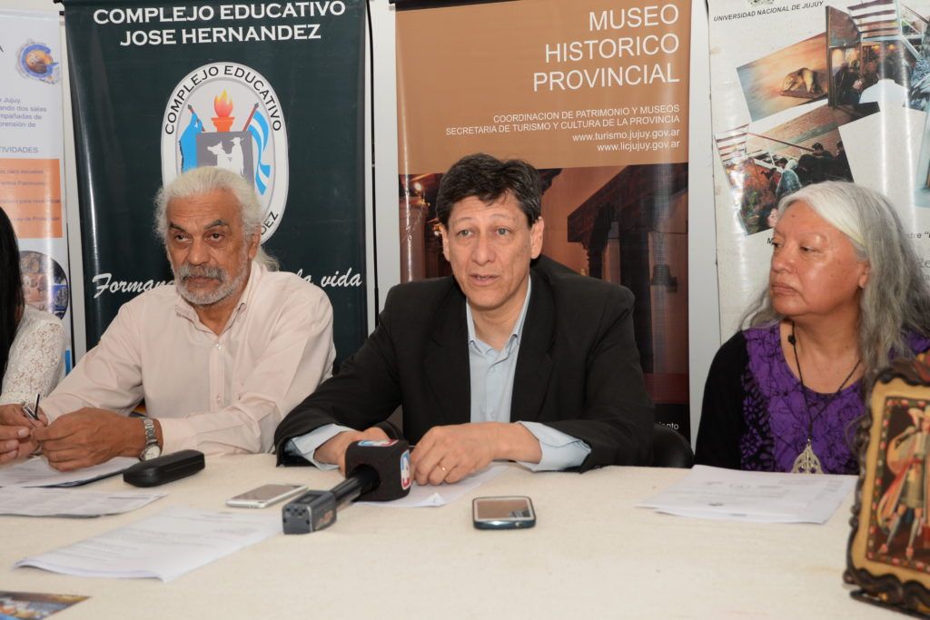 Secretario Aldana junto al Director Provincial de Patrimonio, Juan Carlos Rodríguez y la Presidenta de la Red Provincial de Museos, Susana Ocampo