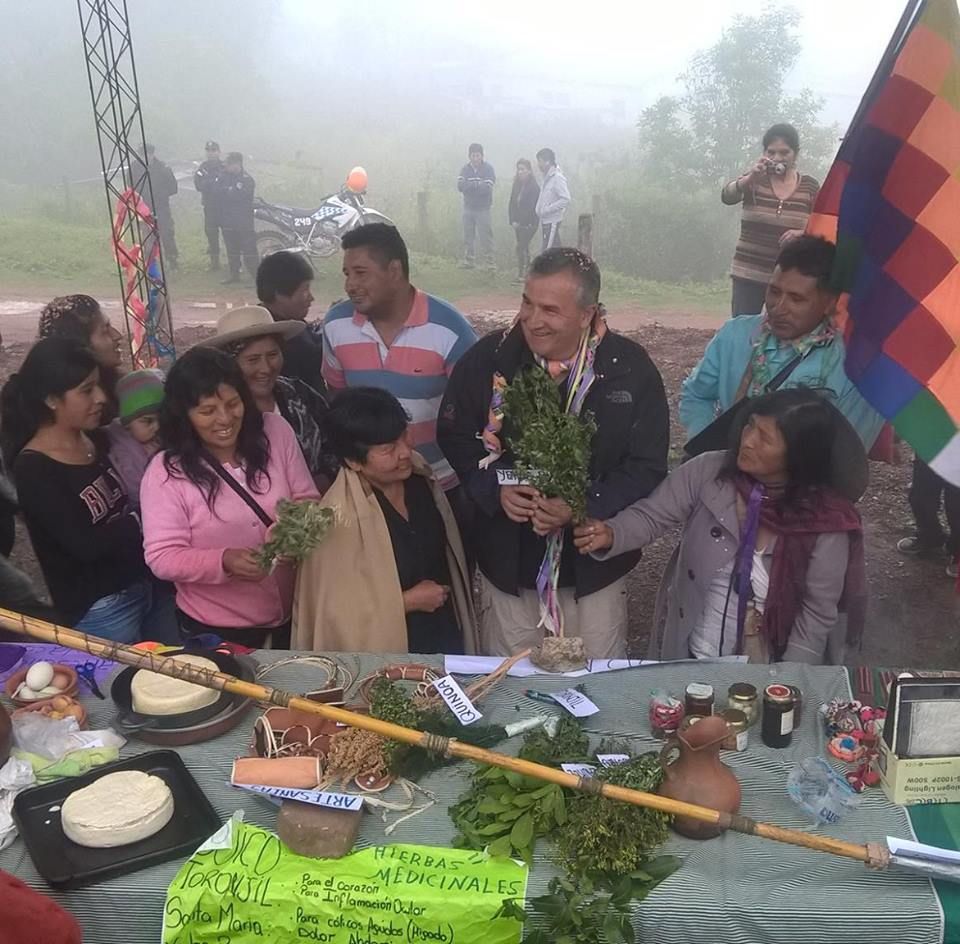 Gobernador Morales visitó la comunidad aborígen de San Francisco