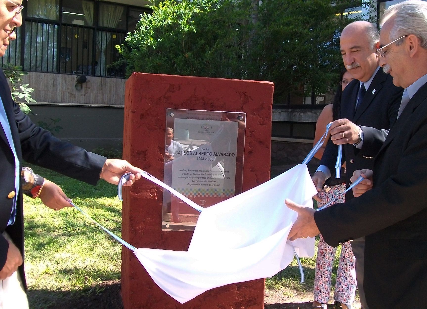 121216 Homenaje al Dr Alvarado 13