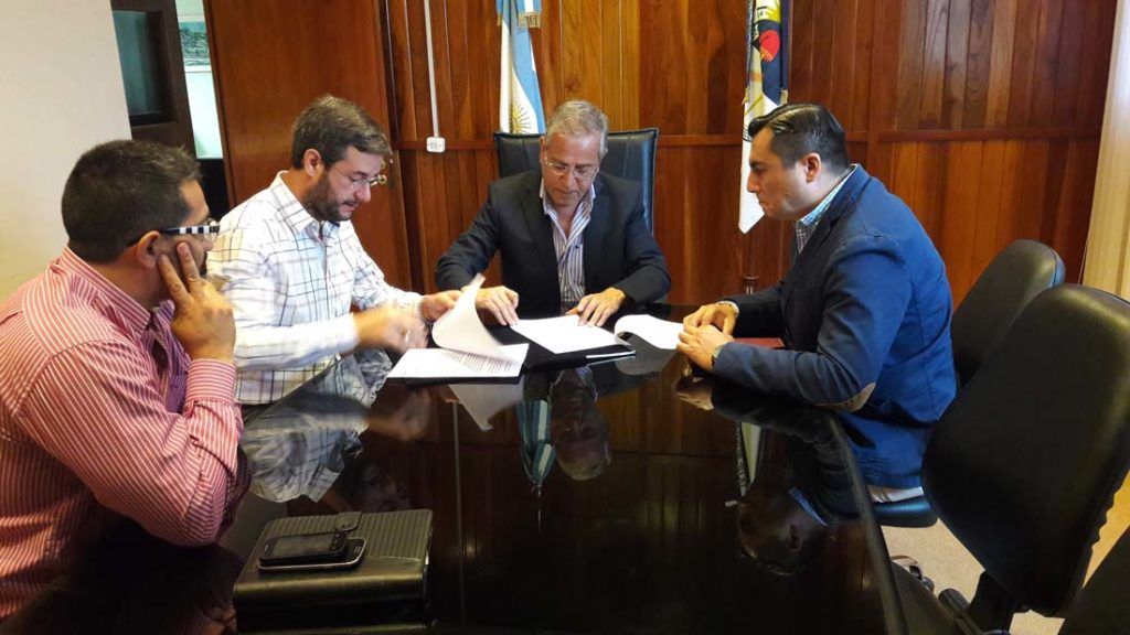 Provincia y Municipalidad de Palpalá viabilizan servicio para el comercio exterior