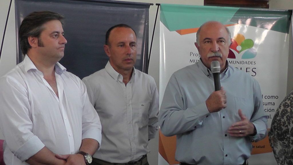 El Ministro de Salud, Mario Fiad junto al Secretario de Planificación y Políticas Sanitarias, Pablo Perovic y el Secretario de Gobierno Capitalino, Gastón Millón