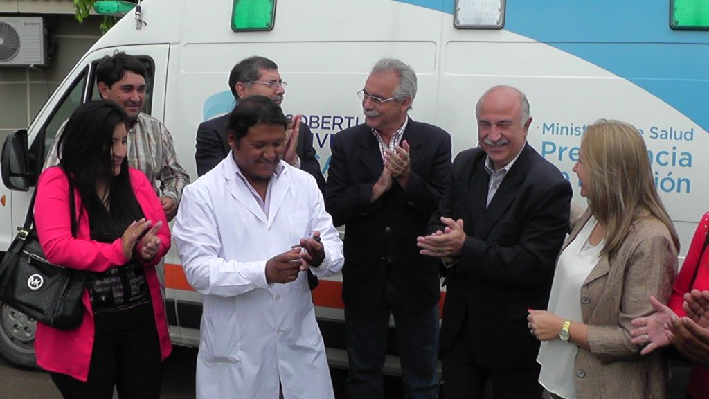 La nueva ambulancia fue presentada para la comunidad como así también para el personal del nosocomio