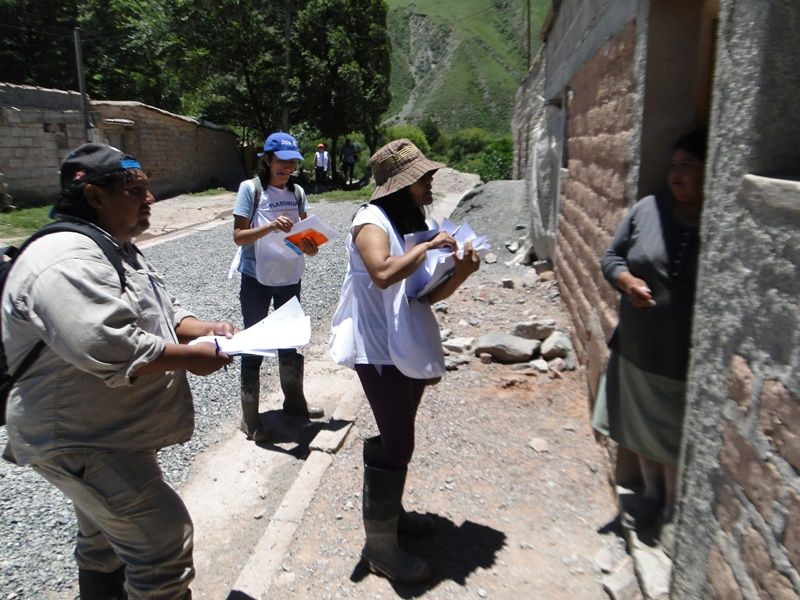 Equipos interdisciplinarios realizan los relevamientos de las familias afectadas