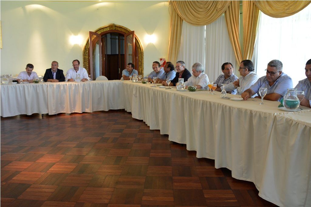 Postergan hasta marzo la definición del precio del tabaco.