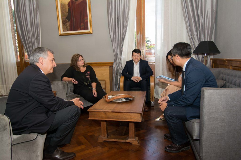 Morales recibió a las nuevas autoridades de ZTE 