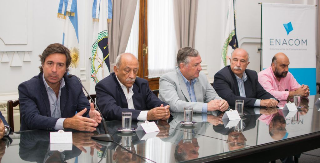 A partir del nuevo concepto de la antena amigable, se avanza en la disminución sustancial de emisiones de radiación.