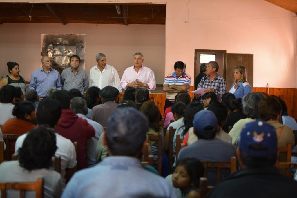 Autoridades rindieron cuentas ante pobladores de las localidades golpeadas por el alud.
