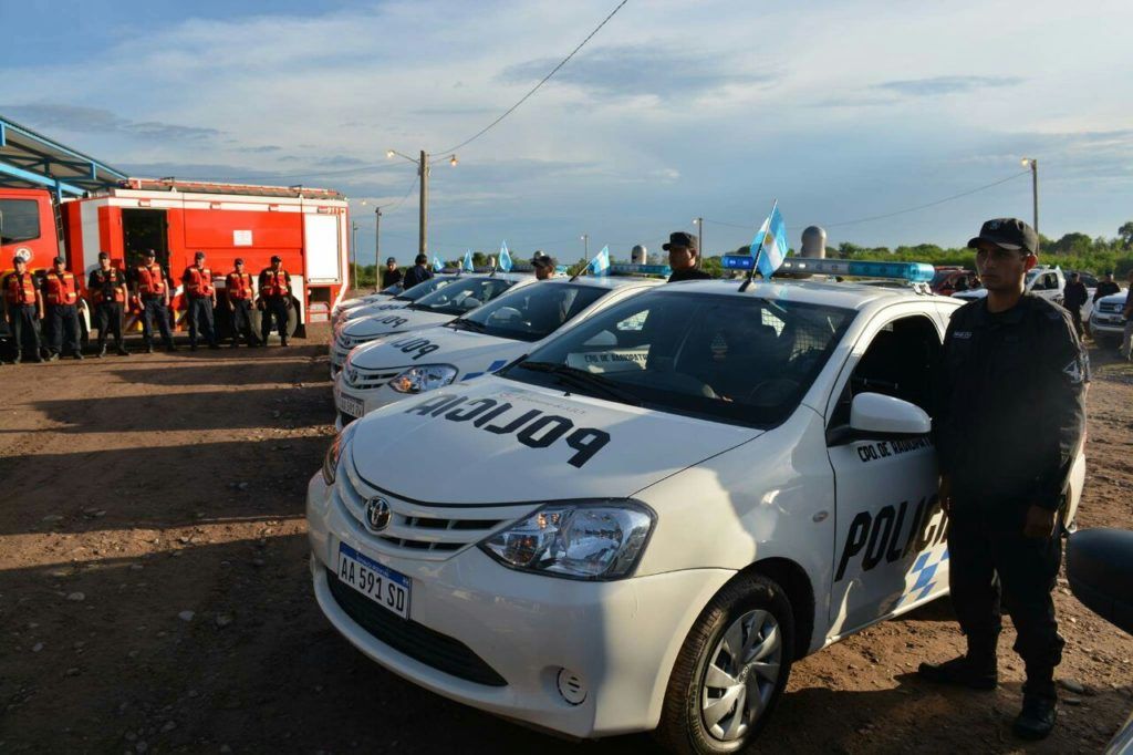 Unidades móviles y una autobomba destinados a San Pedro