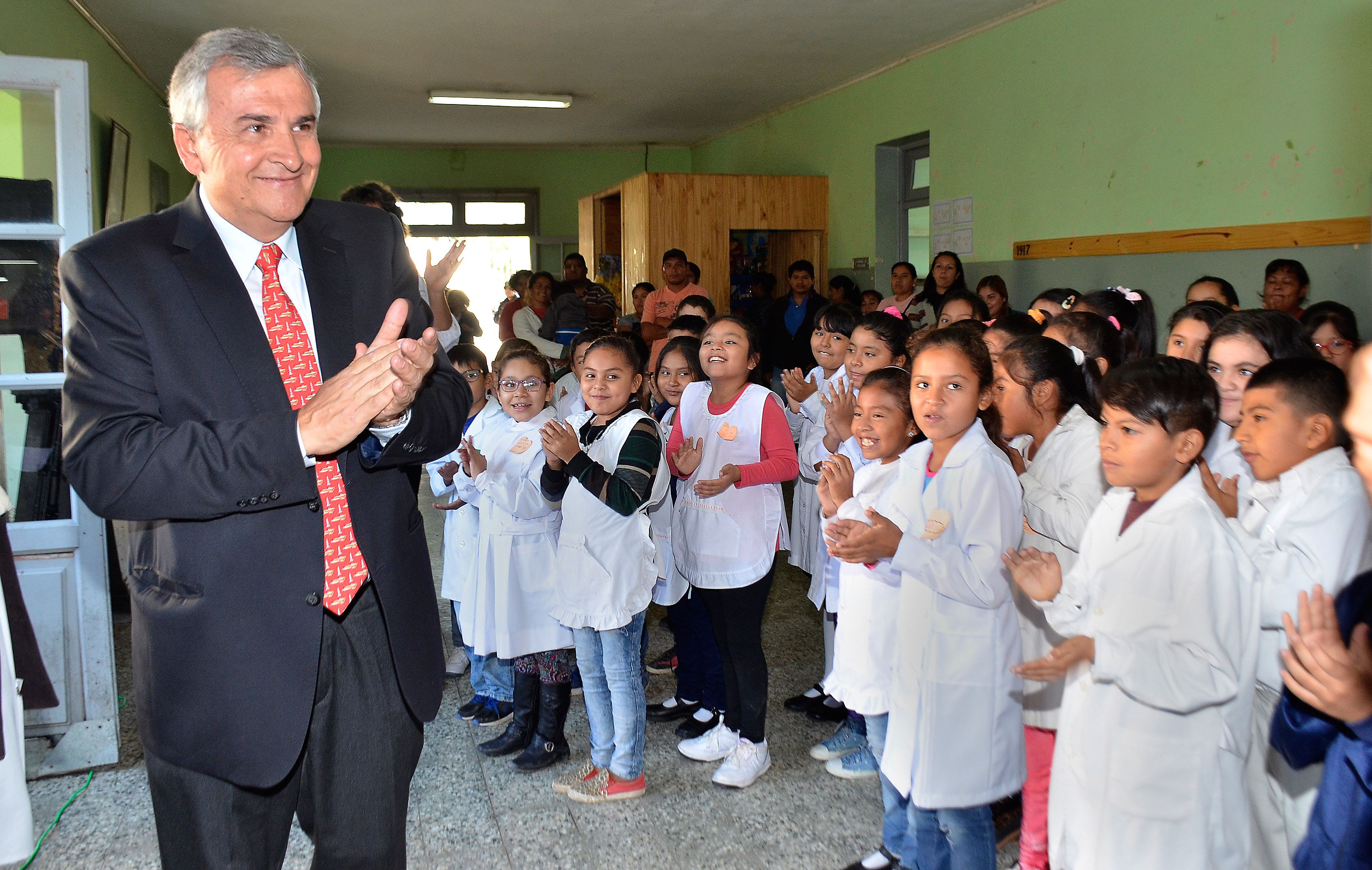 El Gobernador Gerardo Morales visito la Esc Nº 281 Provincia Santiago del Estero