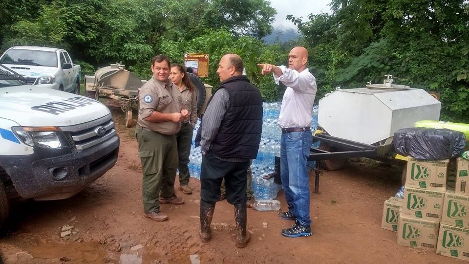 Parte de los elementos que se están entregando a la población afectada.
