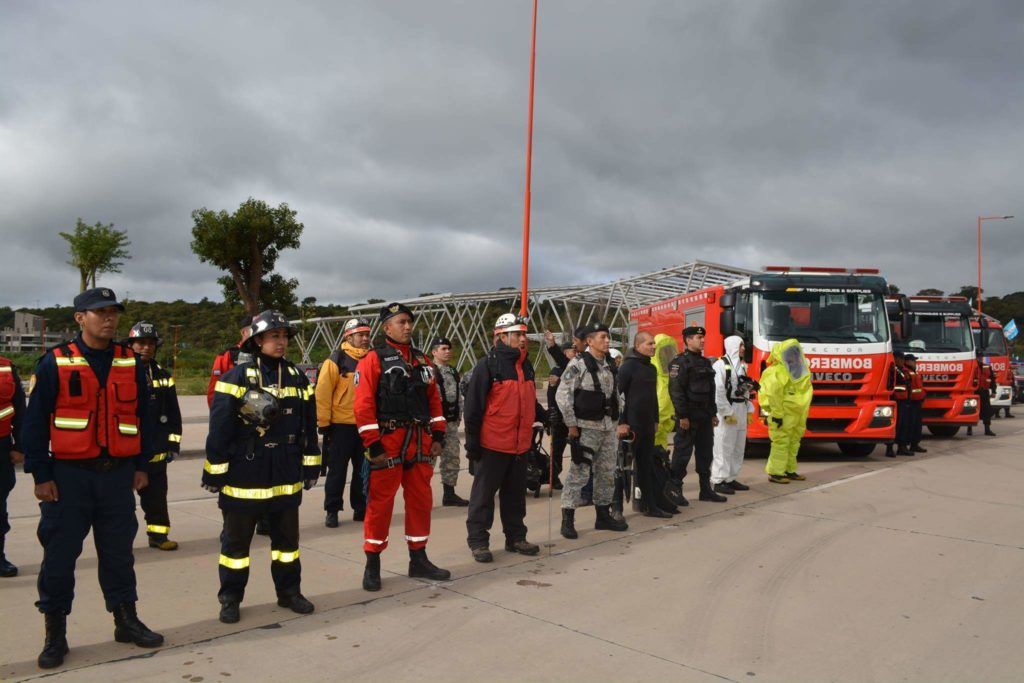 Bomberos Presentó Sus Nuevas Autobombas Y Vehículos De Primera Intervención