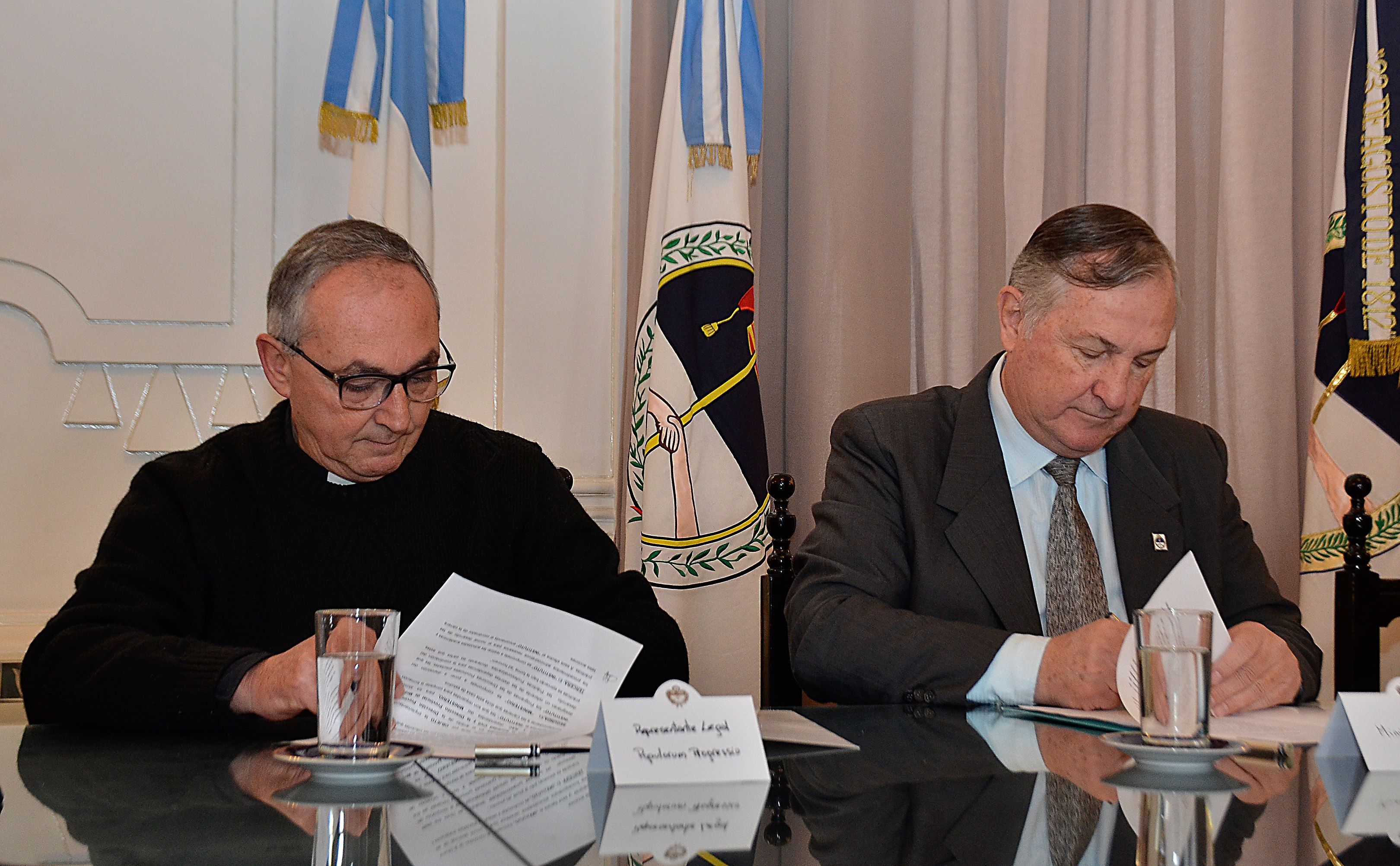 Firma de convenio entre In.Te.La y Ministerio de Gobierno y Justicia