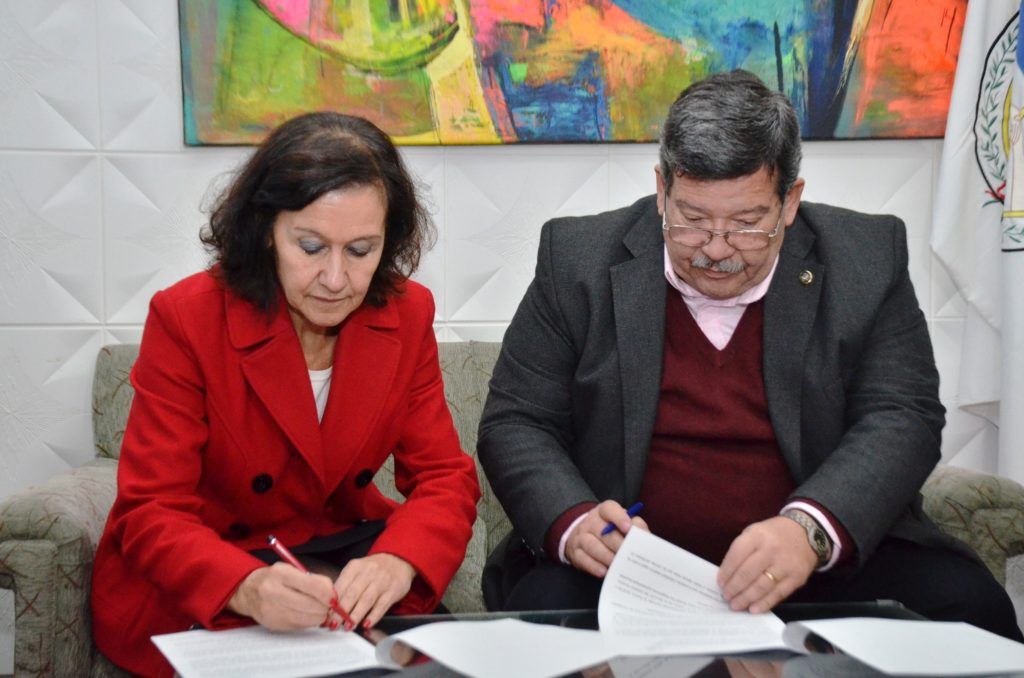 Firma convenio de Turismo