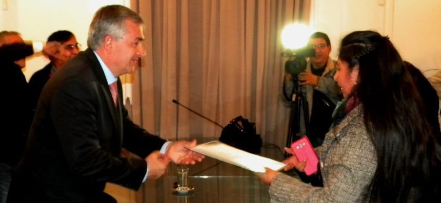 Morales entregó subsidios a emprendedores urbanos y ruales