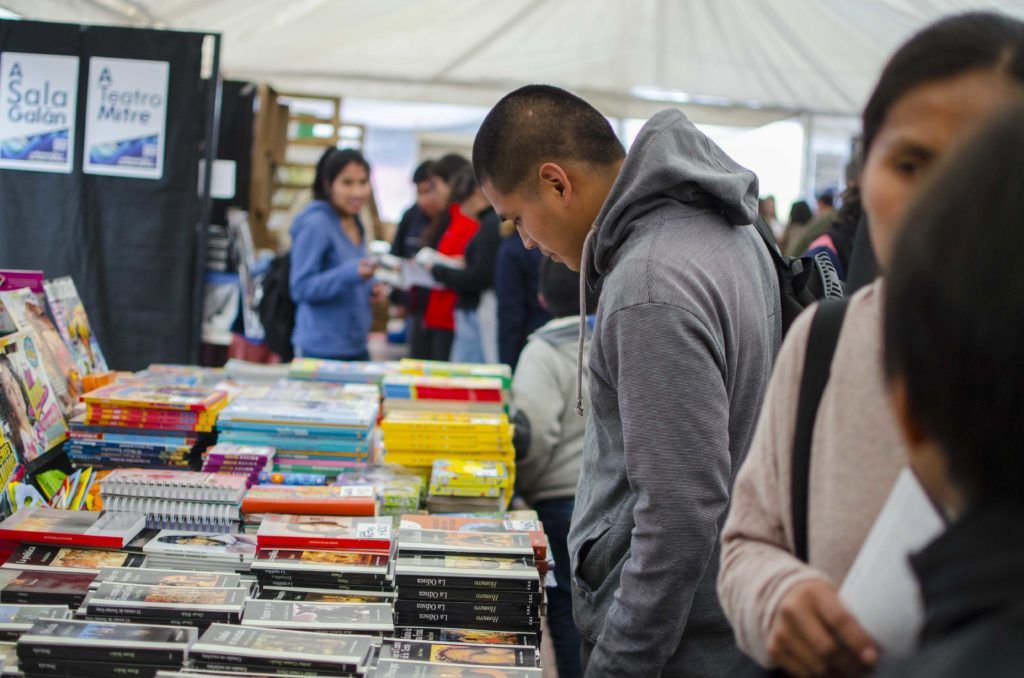 Se presentó la XIII Edición de la Feria del Libro en la Plaza Ricardo Vilca