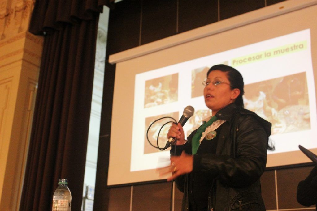 Se trata de exposiciones a cargo del equipo técnico, constituido por biólogos y guarda parques, del Ministerio de Ambiente.