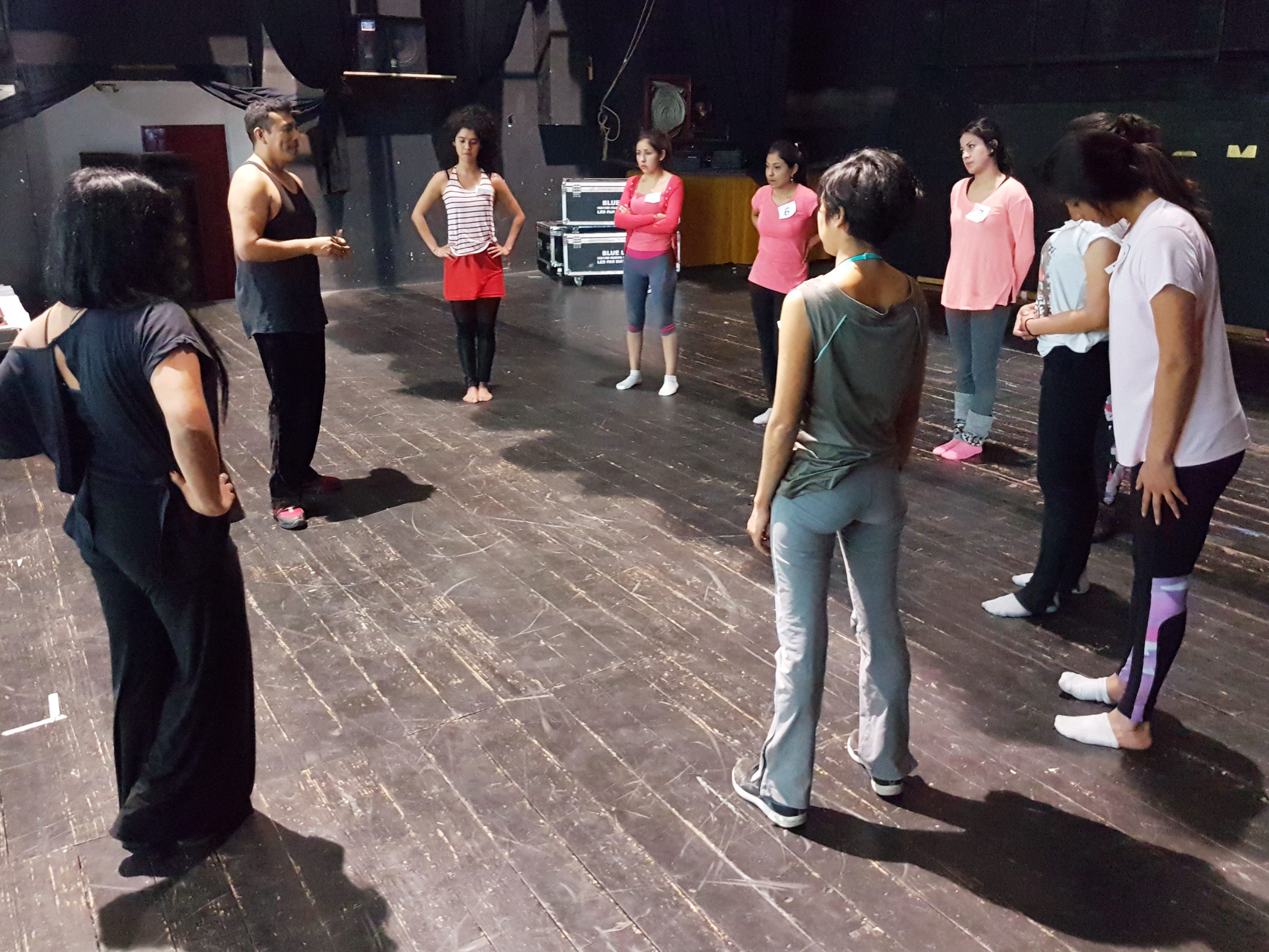 Los profesores Medina y Gutíerrez durante el casting para el Ballet Provincial