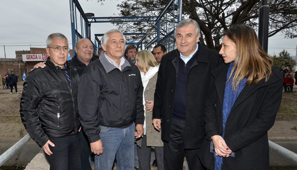 PASARELA EN PERICO 6