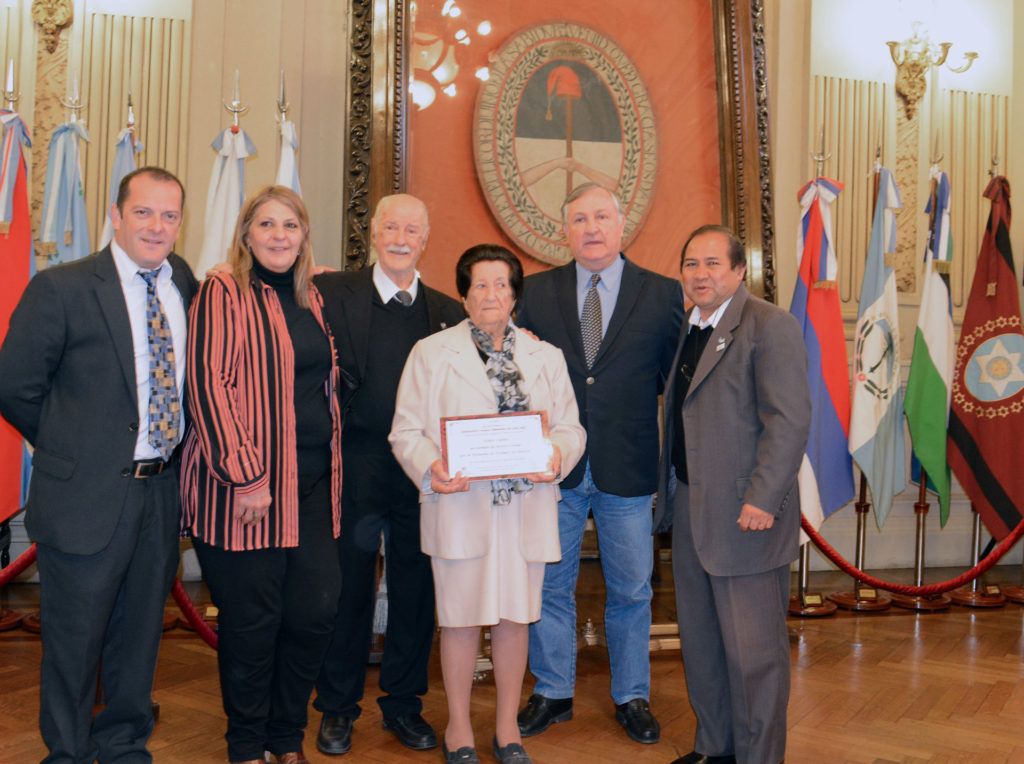 Homenajearon a Enriqueta Herrera de Narváez