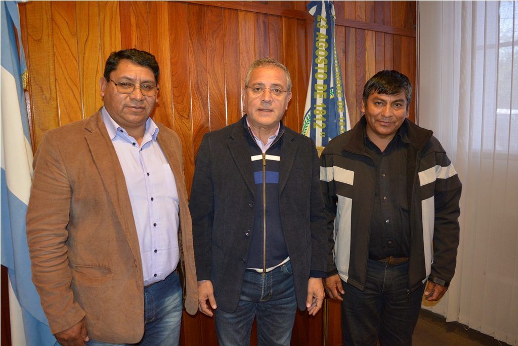 Funcionarios ministeriales y municipal impulsan desarrollo de Coranzulí