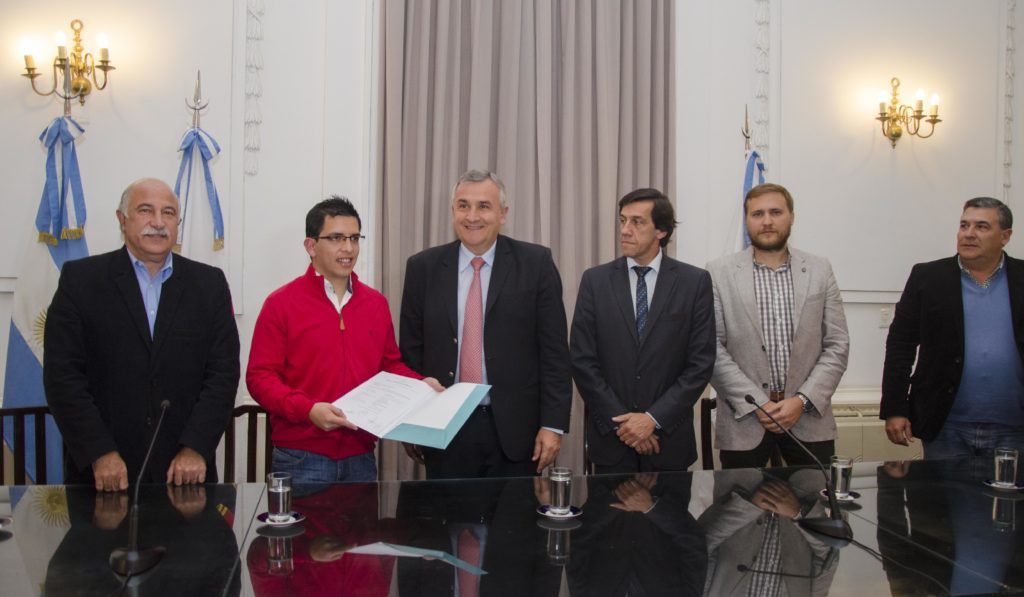 Entrega de financiamiento para Usound