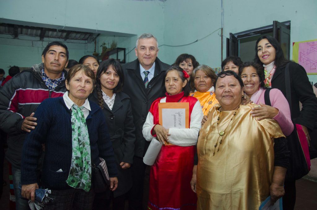 Entrega de personeria juridica a comunidades aborigenes