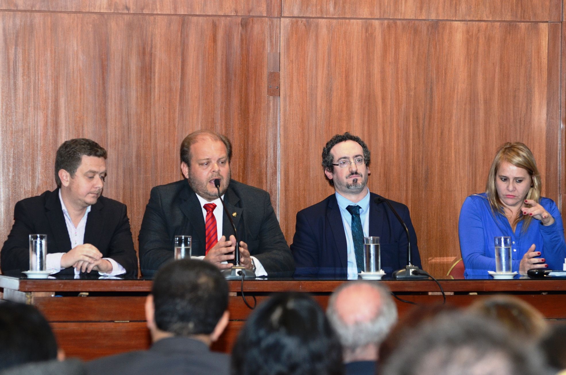 Capacitan al personal de legislatura para jerarquizar el trabajo de realizado en esa dependencia