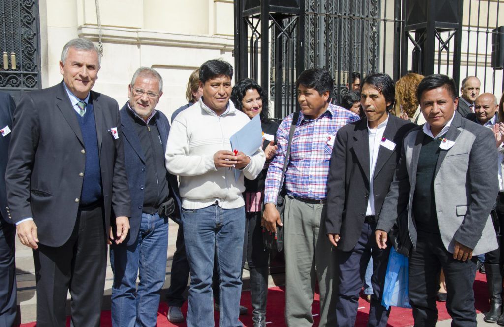 Entrega de subsidios y maquinaria para productores