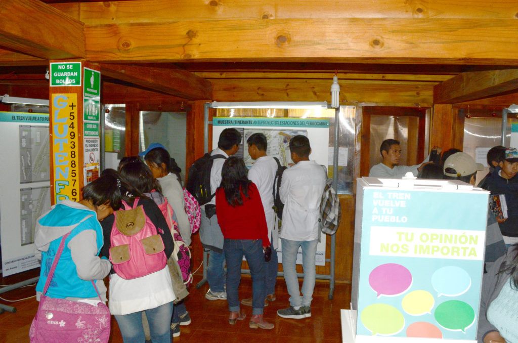 Exposición Proyecto Tren Jujuy-La Quiaca llegó a Tilcara.