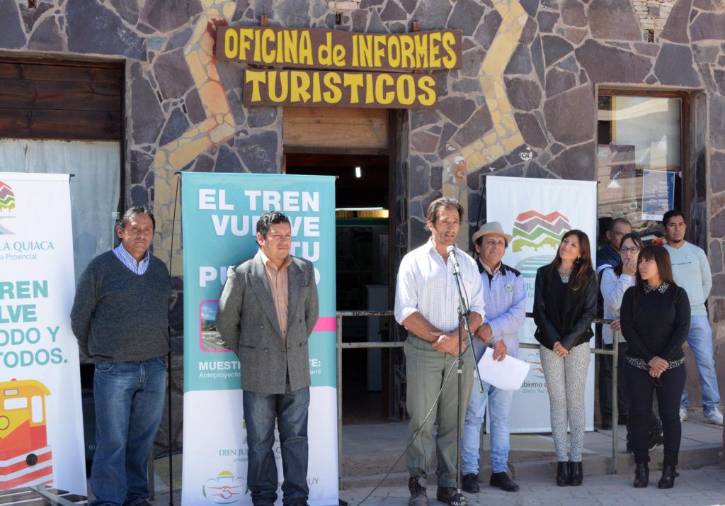 Acto que se concretó en la apertura de la muestra.
