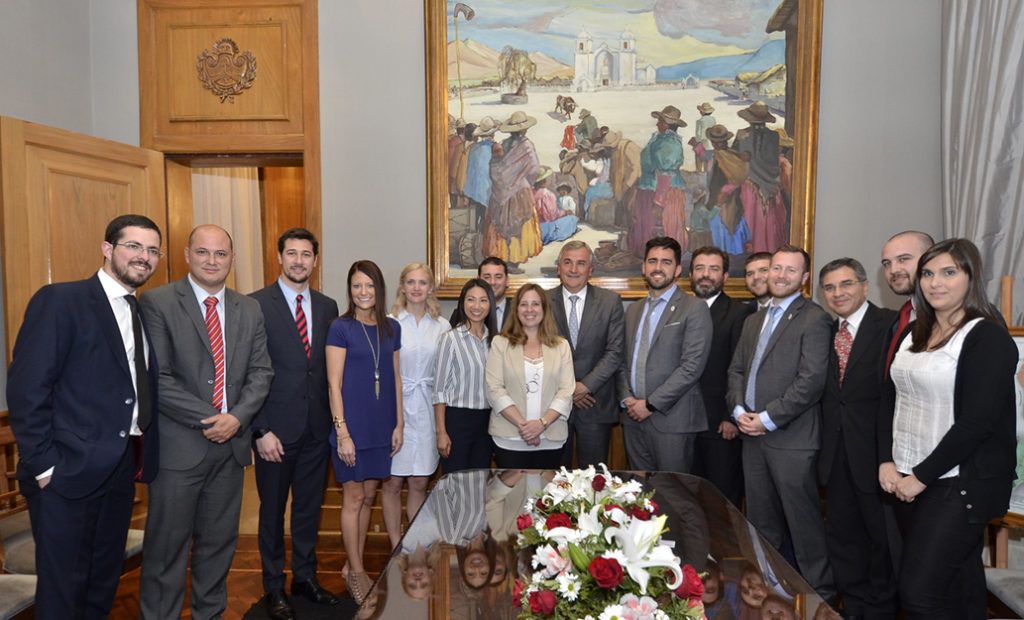 Gobernador Morales junto a legisladores norteamericanos y representantes de FURP.