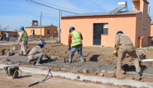 infraestructura de servicios, mejoramiento de espacios comunitarios y equipamiento público recreativo son algunas de las intervenciones en los barrios que abordó Jujuy Hábitat.