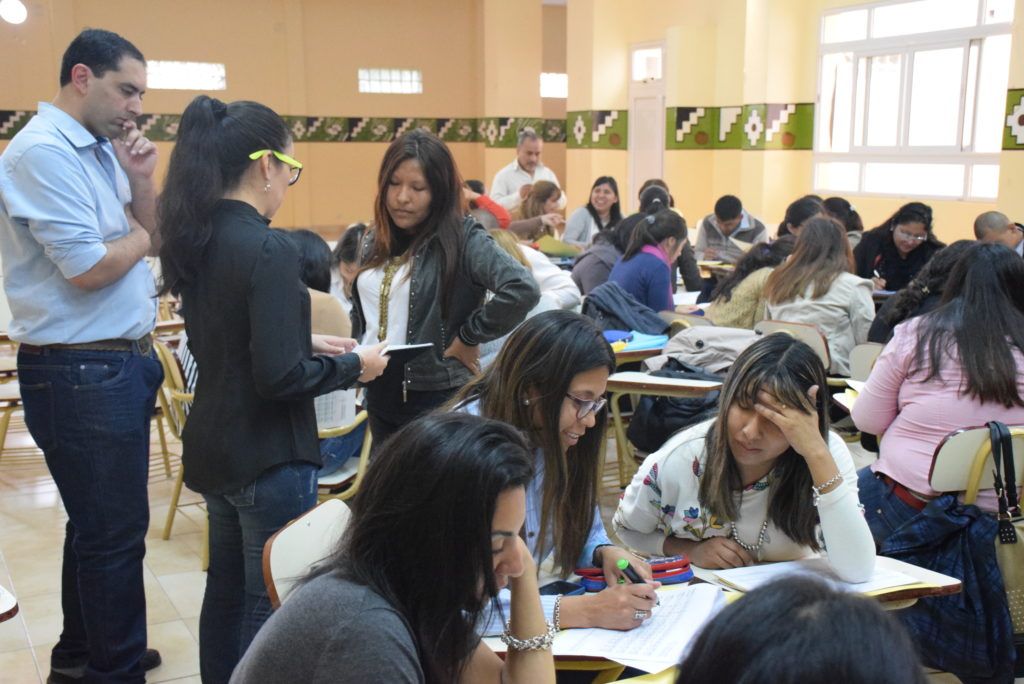 La capacitación estuvo dirigida a equipos del Ministerio de Educación.