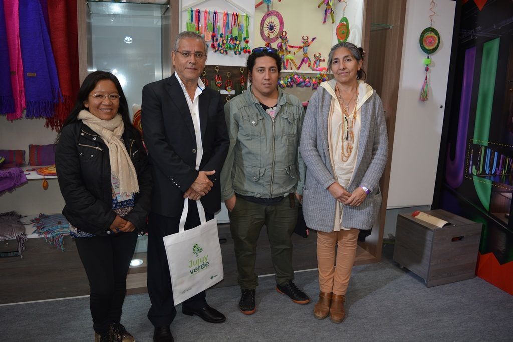 Creativos que participaron en Puro Diseño 2017, también muestran su potencial en la Ferinoa.