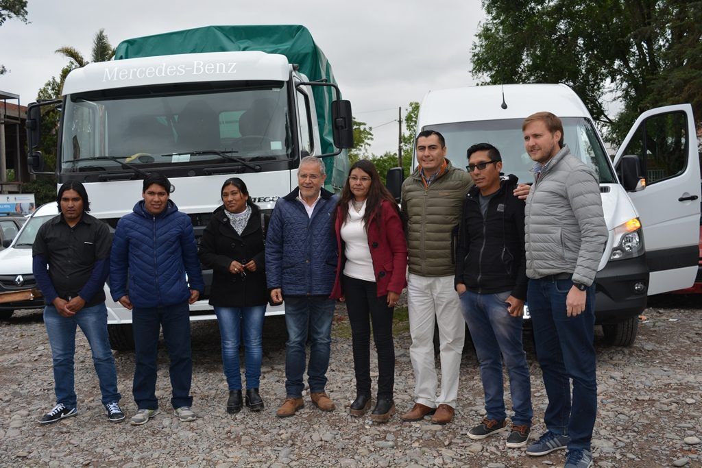 Entregaron vehículos para nuevos emprendedores de Cauchari .