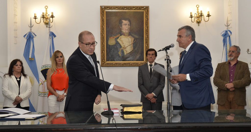 Fortunato Daer jura como Secretario de Egresos Públicos. 