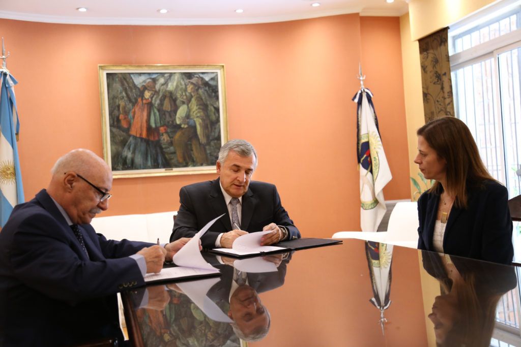 Firma convenio Gobernador Gerardo Morales con CFI