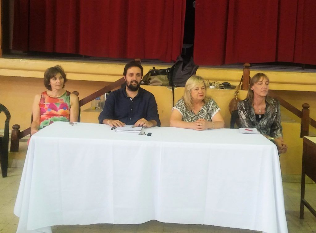 Autoridades que encabezaron el cierre de la formación.