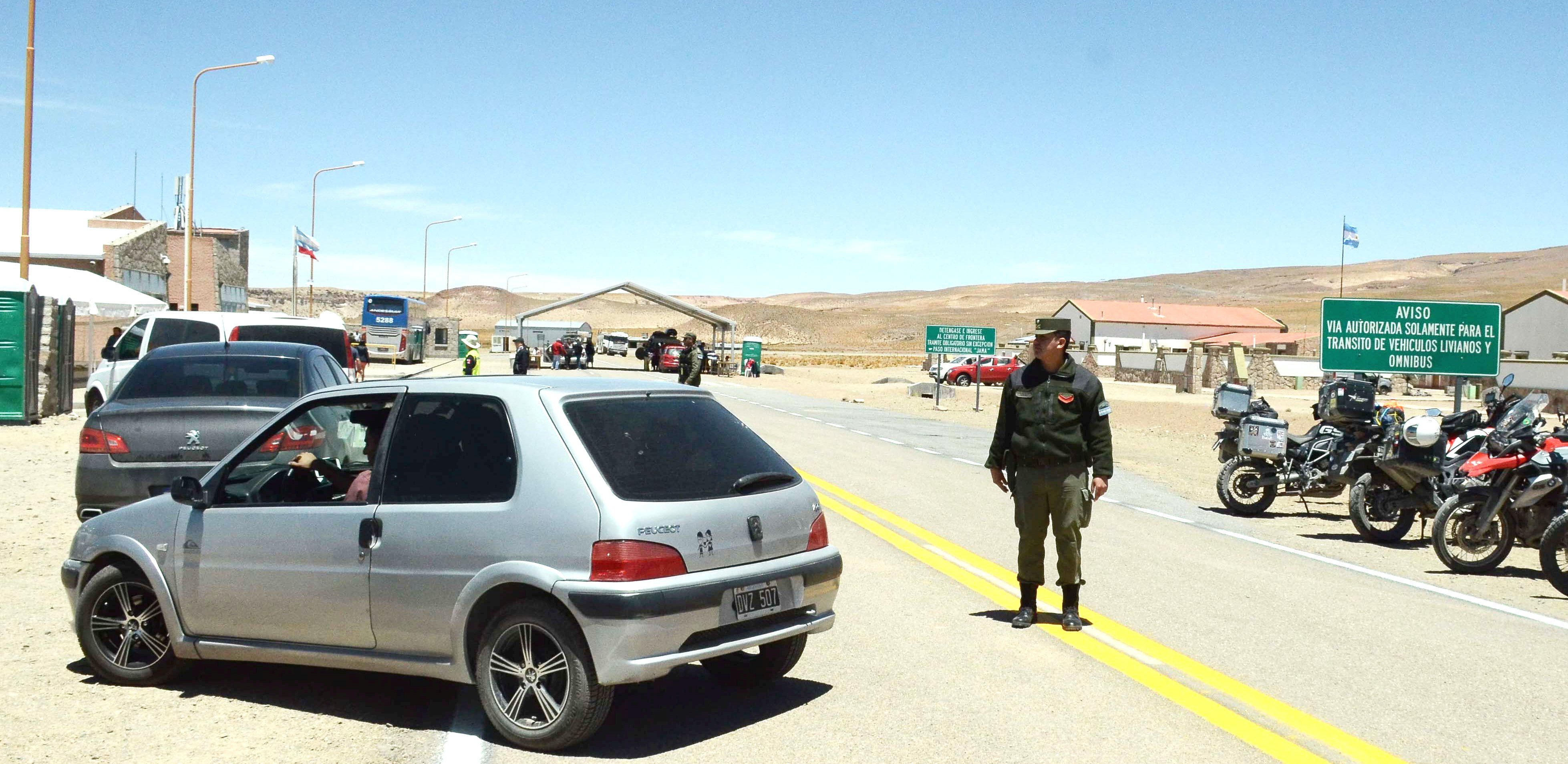 Paso Fronterizo Jama