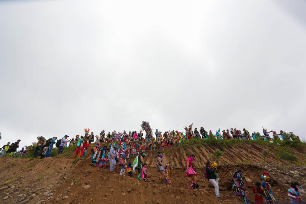 Se recreó la bajada de los diablos en el "Simulacro de desentierro de Carnaval".
