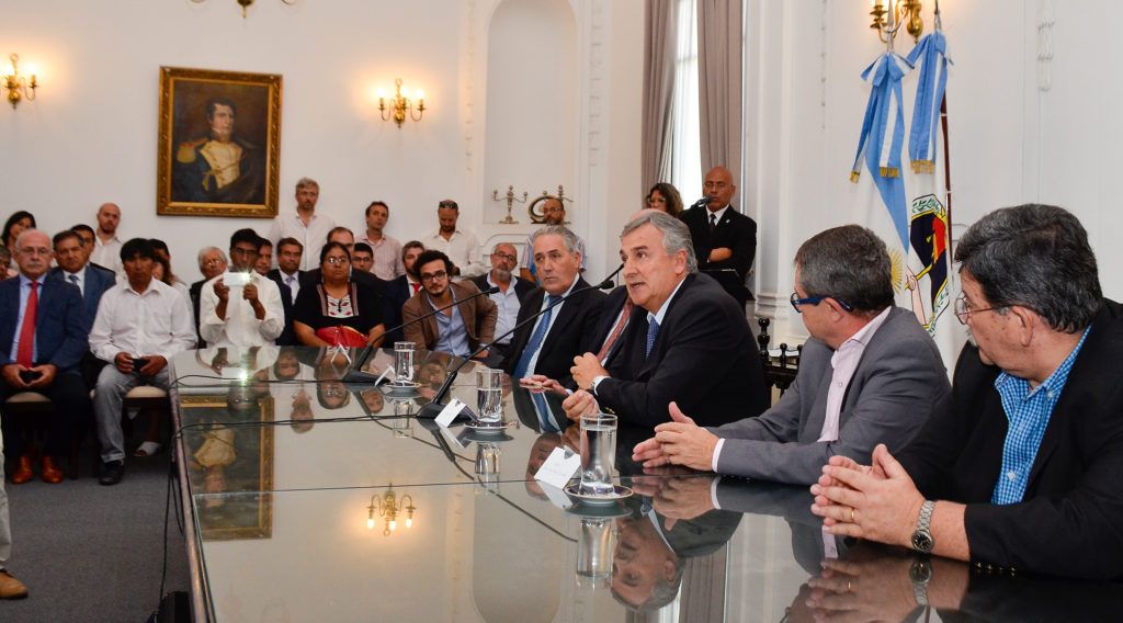 060218 GM Firma convenio EJESA(6)